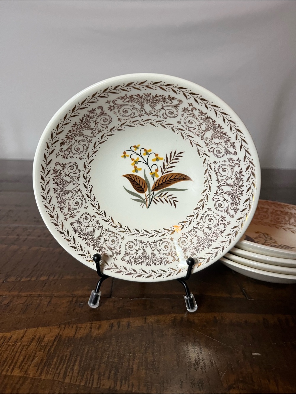 5-6 inch Vintage Floral Stoneware Dessert bowl 22 kg trim